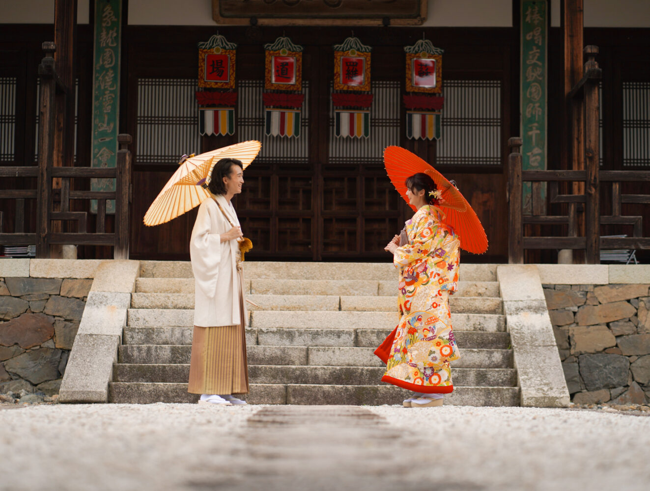 京都の神社仏閣が舞台「ロマンティックなフォトウェディング」